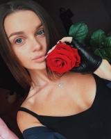 Девушка Анечка ищет интим в Екатеринбурге