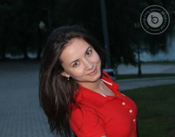 Студентка 22 года ищет высокого брюнета для встреч в Петрозаводске